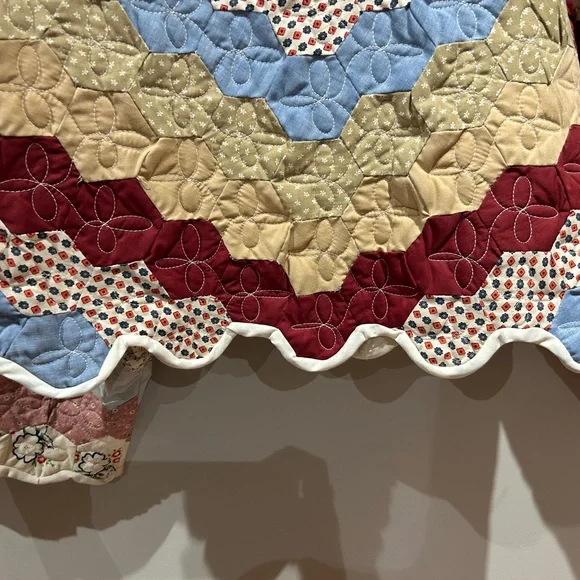 Handmade Patchwork Quilt Jacket - Picture 7 of 12